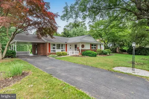 430 Parkside Rd, Camp Hill, PA 17011