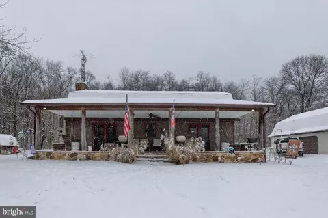 1214 Mountain Rd, Newburg, PA 17240