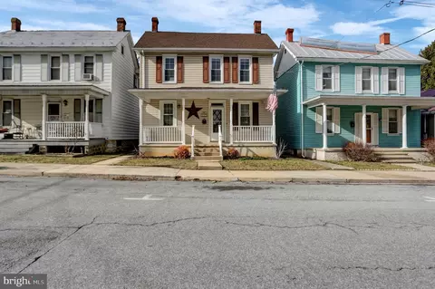 317 E Garfield St, Shippensburg, PA 17257