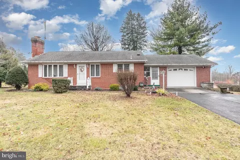 1436 Walnut Bottom Rd, Carlisle, PA 17015