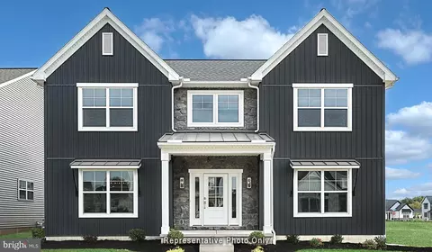 507 Charleston Dr, Mechanicsburg, PA 17055
