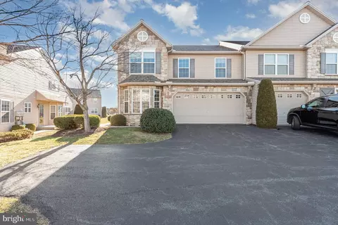 6350 Mercury Dr, Mechanicsburg, PA 17050