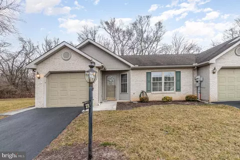 23 Mel Ron Ct, Carlisle, PA 17015