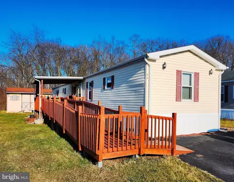 84 Vasilios Dr, Carlisle, PA 17015