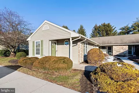 151 Easterly Dr, Mechanicsburg, PA 17050