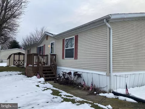 19 Spring Dr, Shippensburg, PA 17257