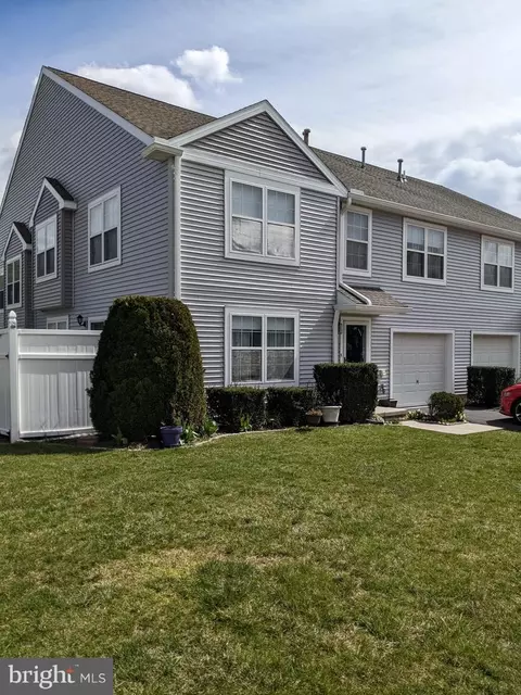 3 Court Ln, Carlisle, PA 17013