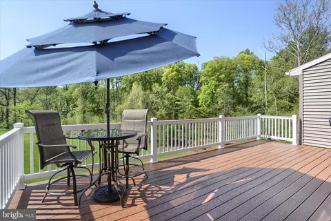 526 Brook Shire Ct, Mechanicsburg, PA 17055