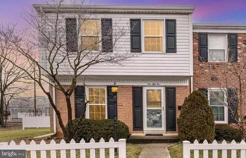 155 W Vine St, Camp Hill, PA 17011