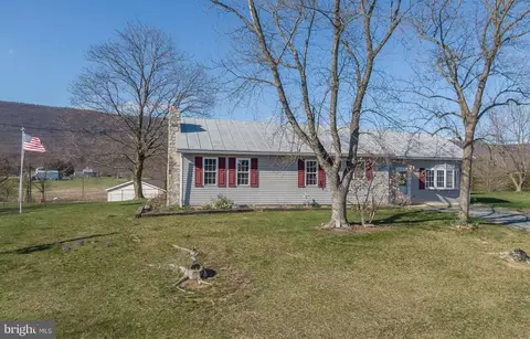 305 Ponderosa Rd, Carlisle, PA 17015