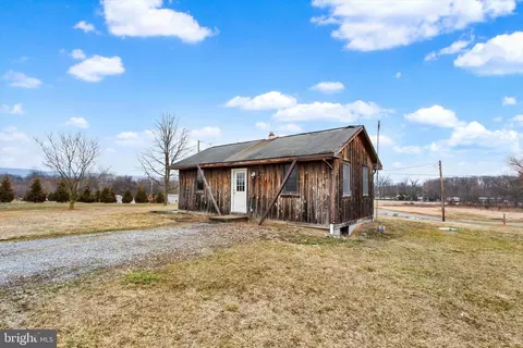 201 Potato Rd, Carlisle, PA 17015