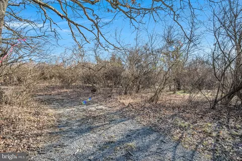 662 Alexander Spring Rd, Carlisle, PA 17015