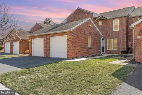 4116 Nantucket Dr, Mechanicsburg, PA 17050