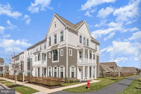 1435 Ruth Way, Mechanicsburg, PA 17055