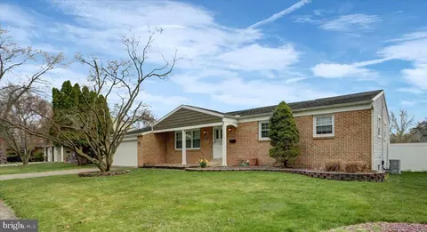 708 Alison Ave, Mechanicsburg, PA 17055