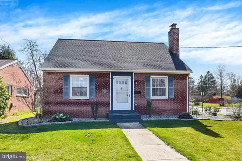 1496 Simpson Ferry Rd, New Cumberland, PA 17070
