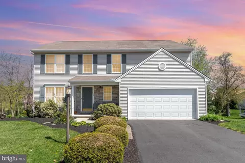 196 Edenderry Way, Enola, PA 17025