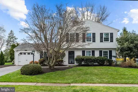 1466 Clover Rd, Camp Hill, PA 17011