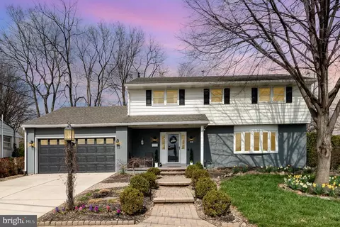 501 7th St, New Cumberland, PA 17070