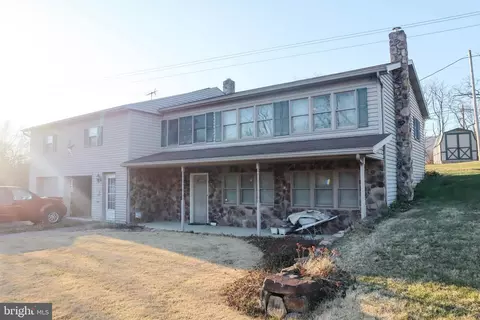 1105 Roxbury Rd, Newburg, PA 17240