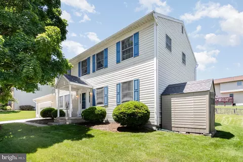 3502 Delwood Dr, Mechanicsburg, PA 17050
