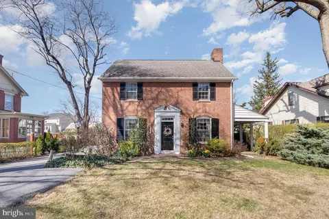 1075 Newville Rd, Carlisle, PA 17013