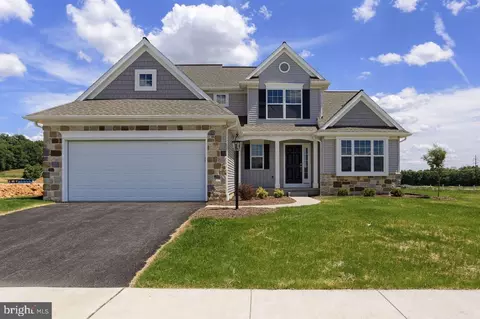 1103 Tolman St, Mechanicsburg, PA 17055