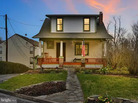 305 N 17th St, Camp Hill, PA 17011