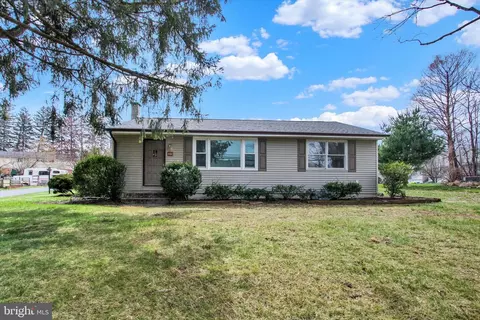 801 Grantham Rd, Grantham, PA 17027