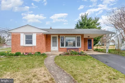 471 D St, Carlisle, PA 17013