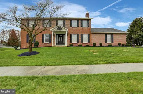 1116 Musket Ln, Mechanicsburg, PA 17050