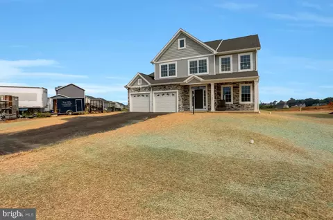 1106 Southwood Dr, Shippensburg, PA 17257