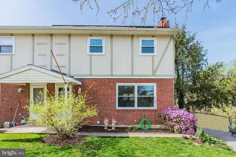 124 Faith Cir, Carlisle, PA 17013