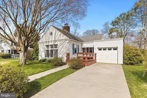 619 Carol St, New Cumberland, PA 17070