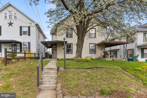 276 Susquehanna Ave, Enola, PA 17025