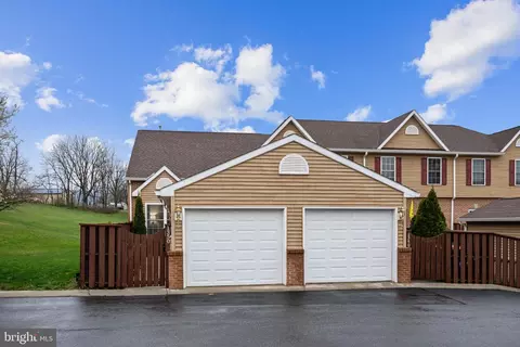 1350 Yorkshire Pl, Enola, PA 17025