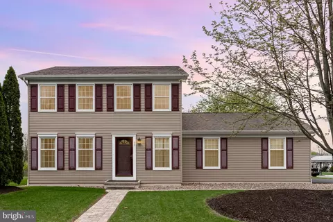 98 Chester St, Carlisle, PA 17013