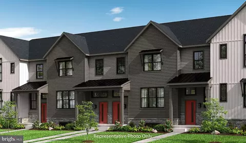 122 Madison Dr, Mechanicsburg, PA 17055