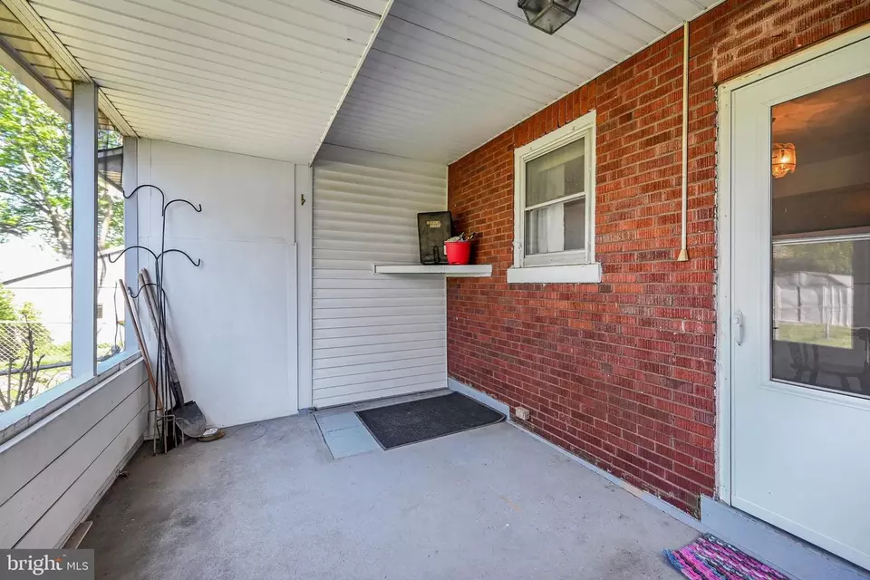 Exterior - 115 York St, Enola, PA 17025 photo 6 of 12