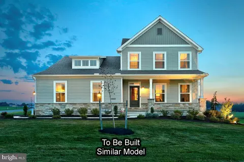 6 Long Bend Dr #131, Carlisle, PA 17015