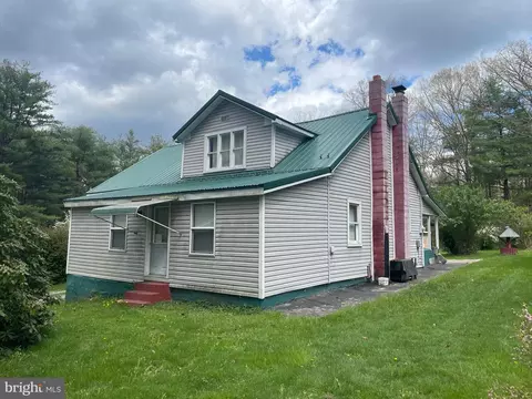 451 Old State Rd, Gardners, PA 17324