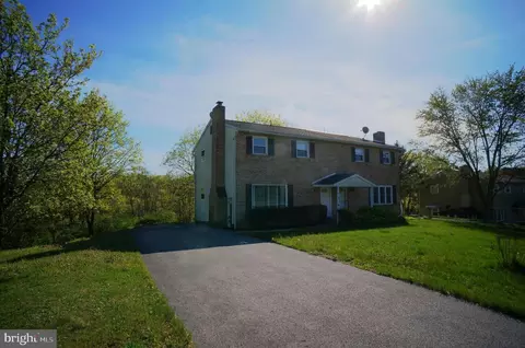 60 Faith Cir, Carlisle, PA 17013