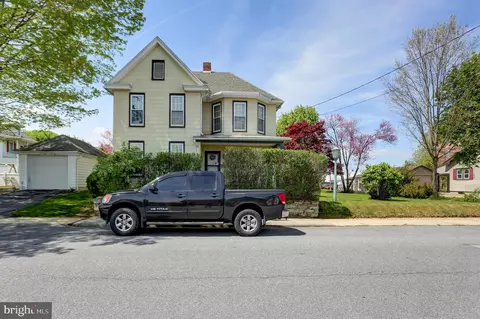 243 Walnut St, Shippensburg, PA 17257