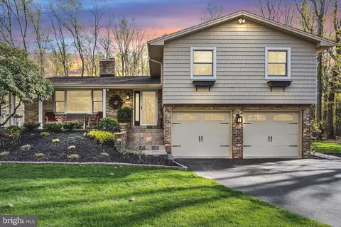 760 Dogwood Ter, Boiling Springs, PA 17007