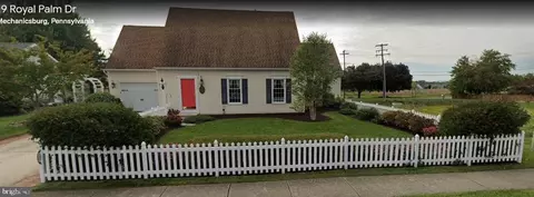 19 Royal Palm Dr, Mechanicsburg, PA 17050
