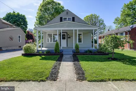 810 16th St, New Cumberland, PA 17070