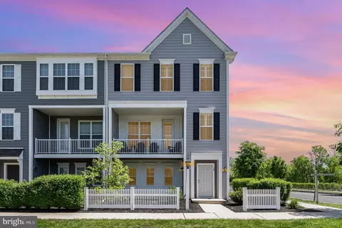 107 Annabel Way, Mechanicsburg, PA 17050