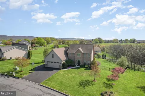 41 Prickly Pear Dr, Carlisle, PA 17013