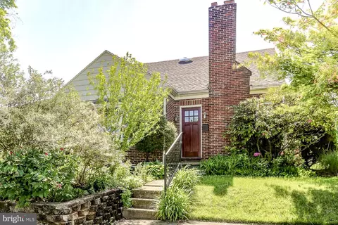 300 S George St, Mechanicsburg, PA 17055