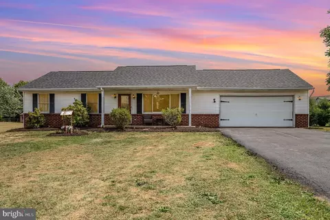 6 Cloud Ct, Mechanicsburg, PA 17050